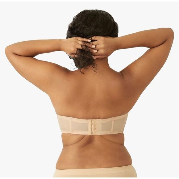 Wacoal Women's Red Carpet Strapless Convertible Bra - Picture 2 of 5